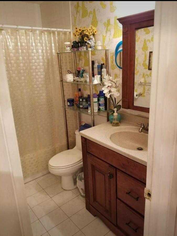 Snug Minimalist Full Bed With 50 Inch Smart Tv, Netflix, Airplay, Mini-Fridge, And 500 Mbps Wifi Near Fiu, Dolphin Mall, Airport Miami Kültér fotó